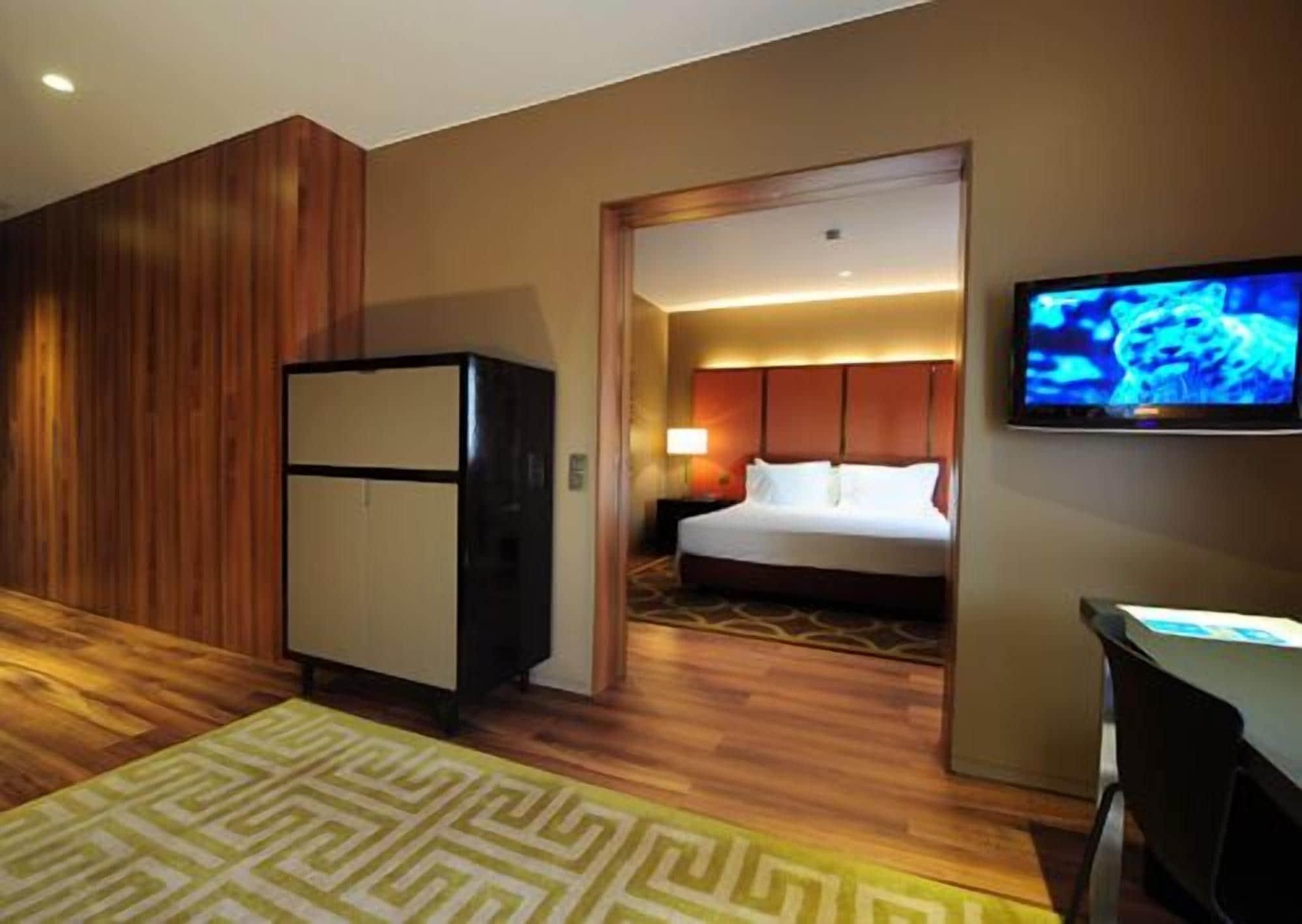 Hotel De Guimaraes Business & Spa Dış mekan fotoğraf