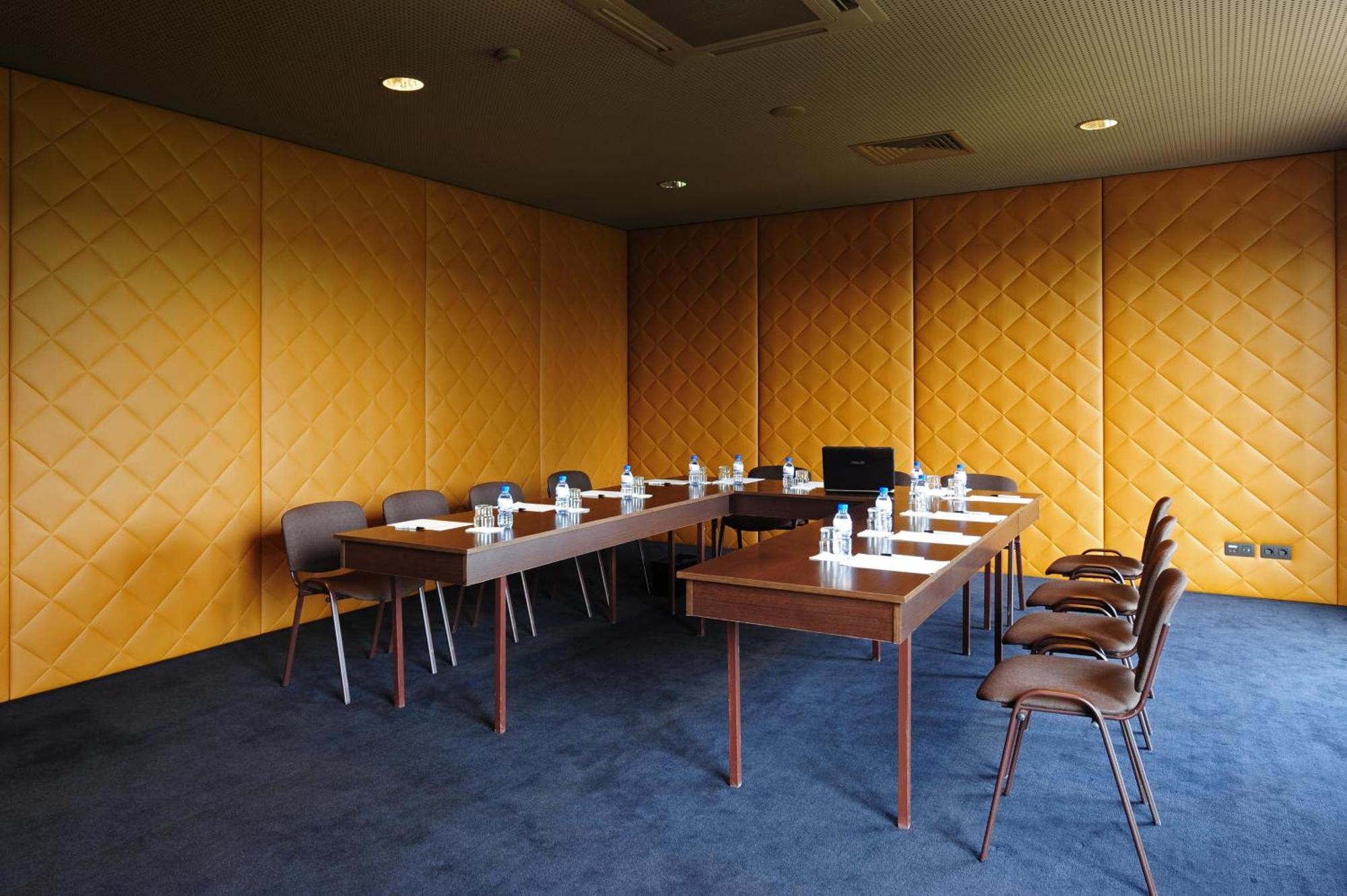 Hotel De Guimaraes Business & Spa Dış mekan fotoğraf