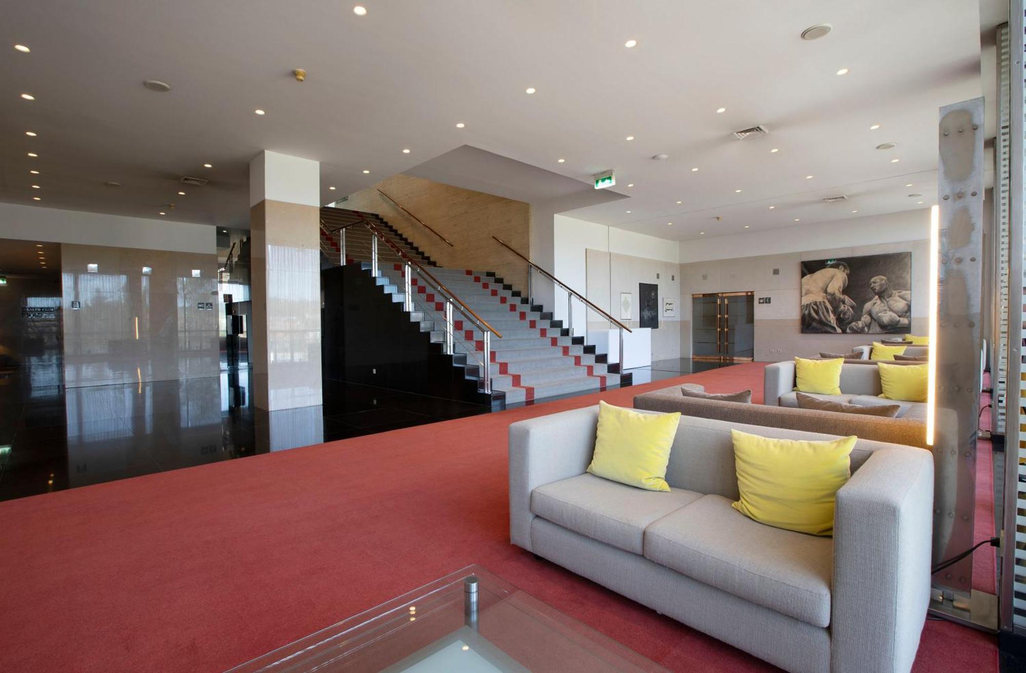 Hotel De Guimaraes Business & Spa Dış mekan fotoğraf