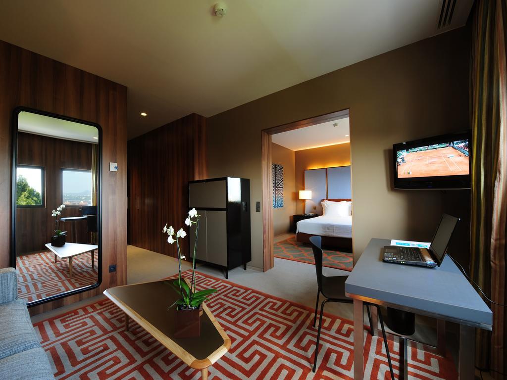 Hotel De Guimaraes Business & Spa Dış mekan fotoğraf